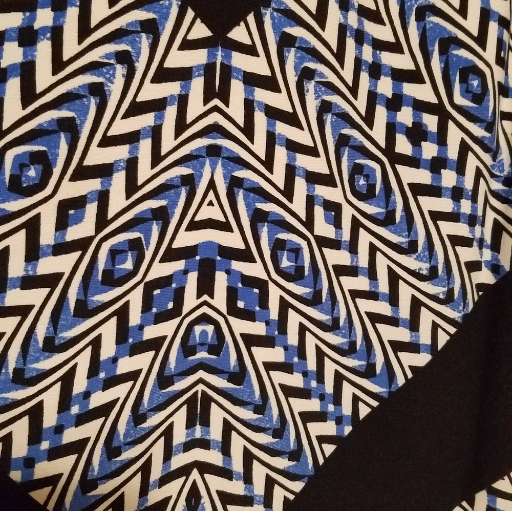 Dress - Picture 5 of 7